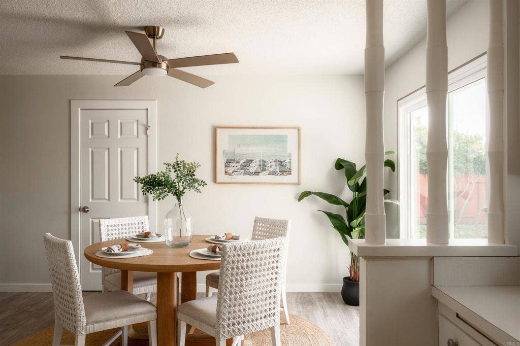 147 Edgewood Drive, Oceanside, CA 92054 147 Edgewood Drive, Oceanside, CA 92054