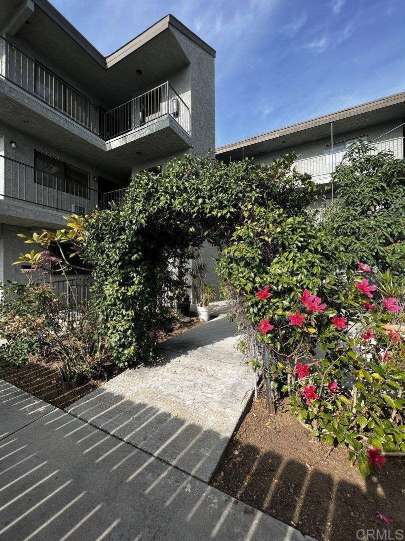 4120 Estrella Ave, #1, San Diego, CA 92105 4120 Estrella Ave, #1, San Diego, CA 92105