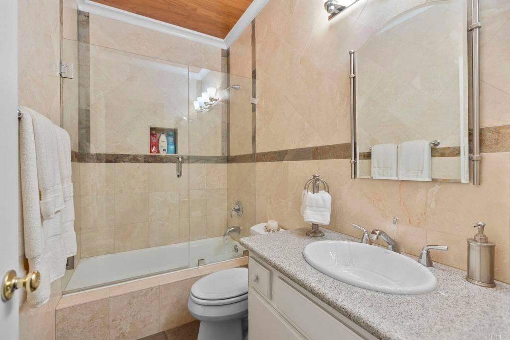 3 DARLINGTON, Irvine, CA 92620 3 DARLINGTON, Irvine, CA 92620