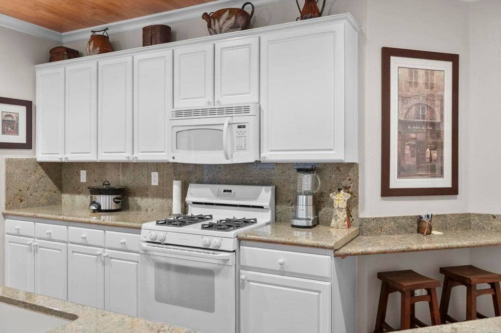 3 DARLINGTON, Irvine, CA 92620 3 DARLINGTON, Irvine, CA 92620