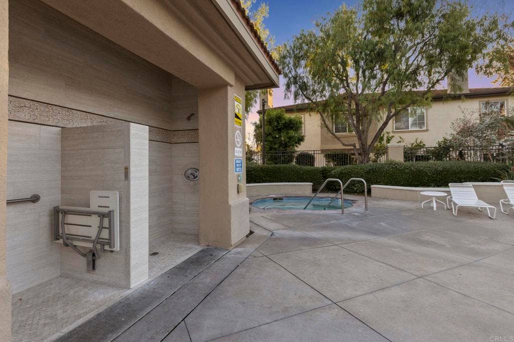 3 DARLINGTON, Irvine, CA 92620 3 DARLINGTON, Irvine, CA 92620