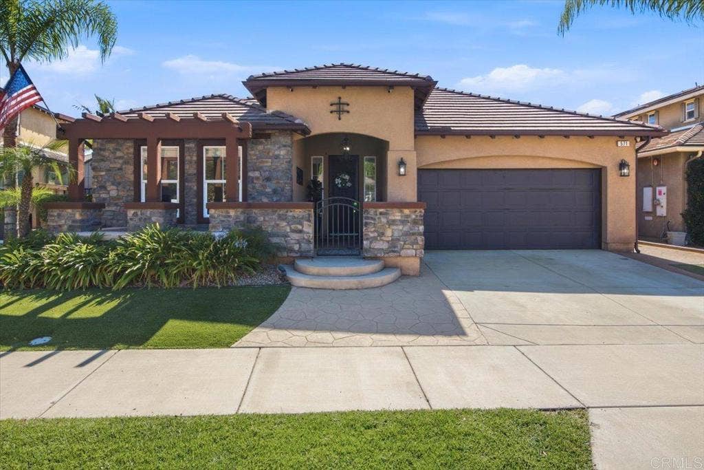 571 Chandler Court, Escondido, CA 92027 571 Chandler Court, Escondido, CA 92027
