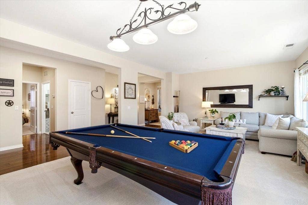 571 Chandler Court, Escondido, CA 92027 571 Chandler Court, Escondido, CA 92027