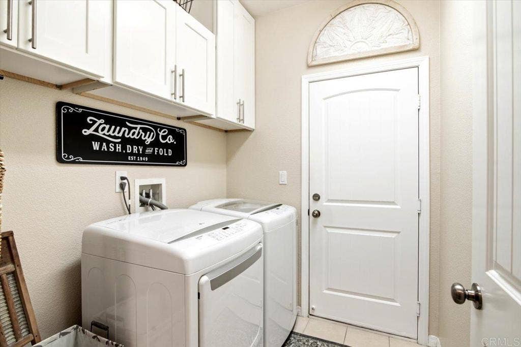 571 Chandler Court, Escondido, CA 92027 571 Chandler Court, Escondido, CA 92027