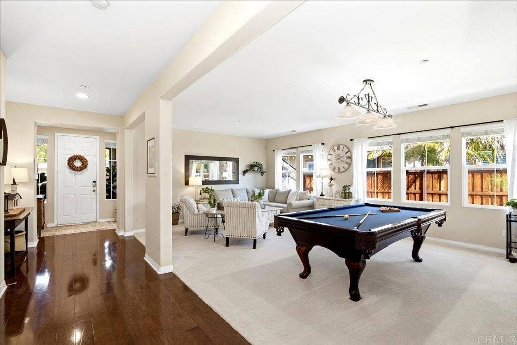 571 Chandler Court, Escondido, CA 92027 571 Chandler Court, Escondido, CA 92027