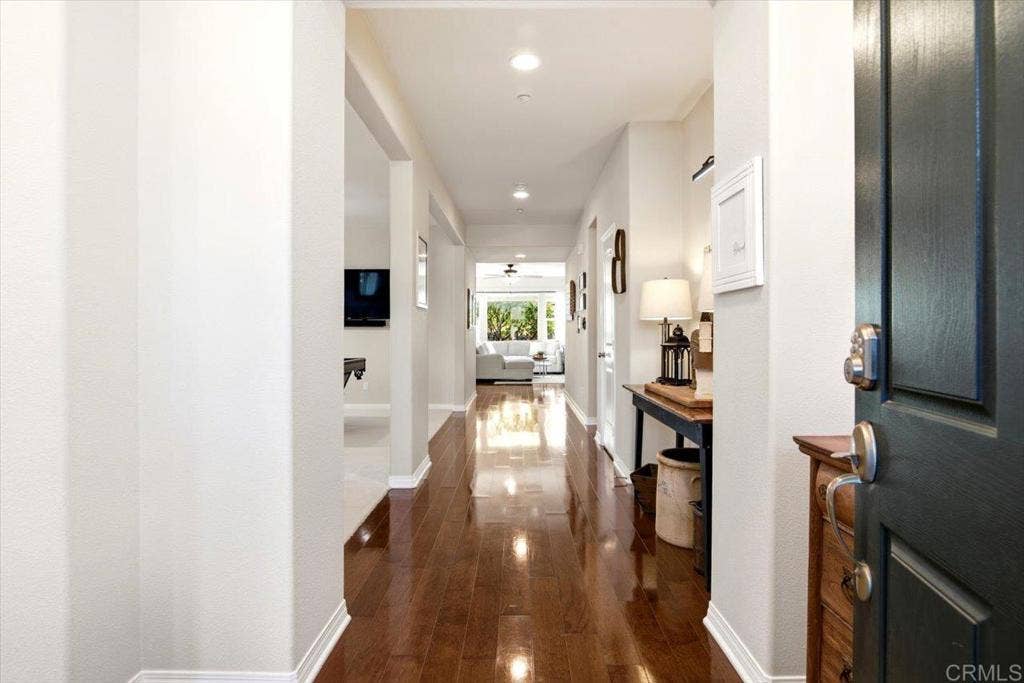571 Chandler Court, Escondido, CA 92027 571 Chandler Court, Escondido, CA 92027