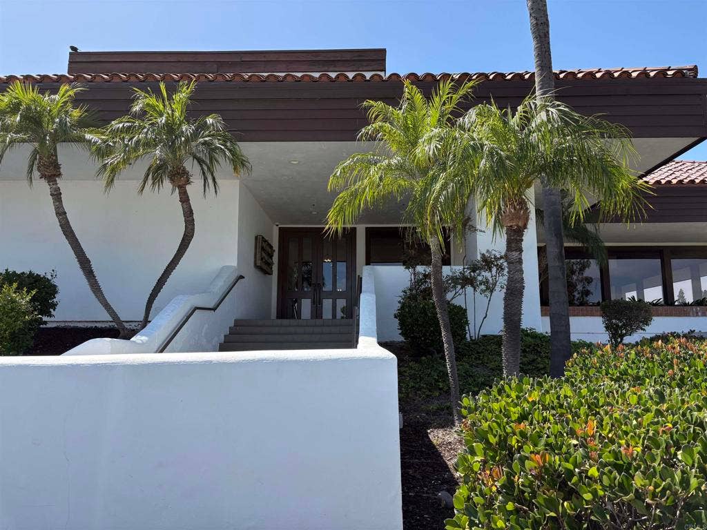 1140 Countrywood Lane, Vista, CA 92081 1140 Countrywood Lane, Vista, CA 92081