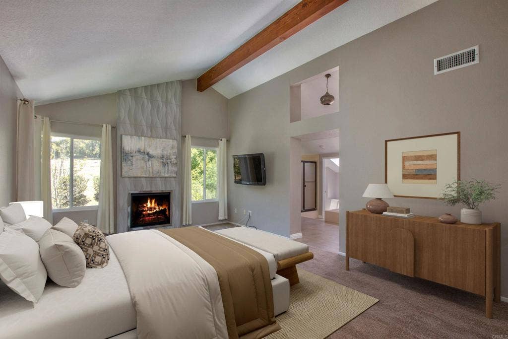 1140 Countrywood Lane, Vista, CA 92081 Staged
