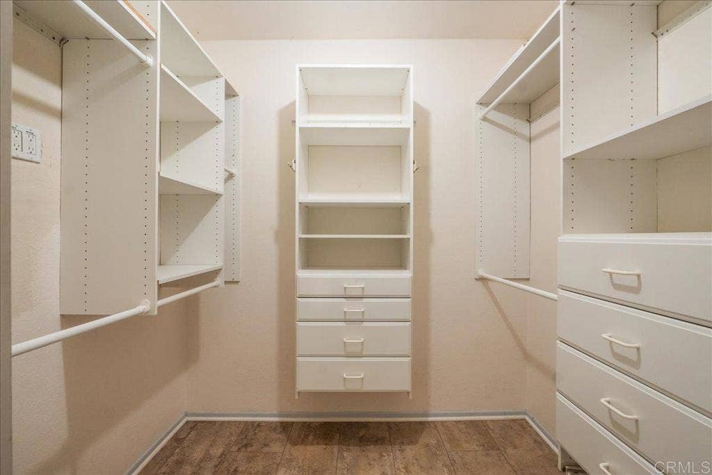 425 Autumn Drive, San Marcos, CA 92069 Primary Closet