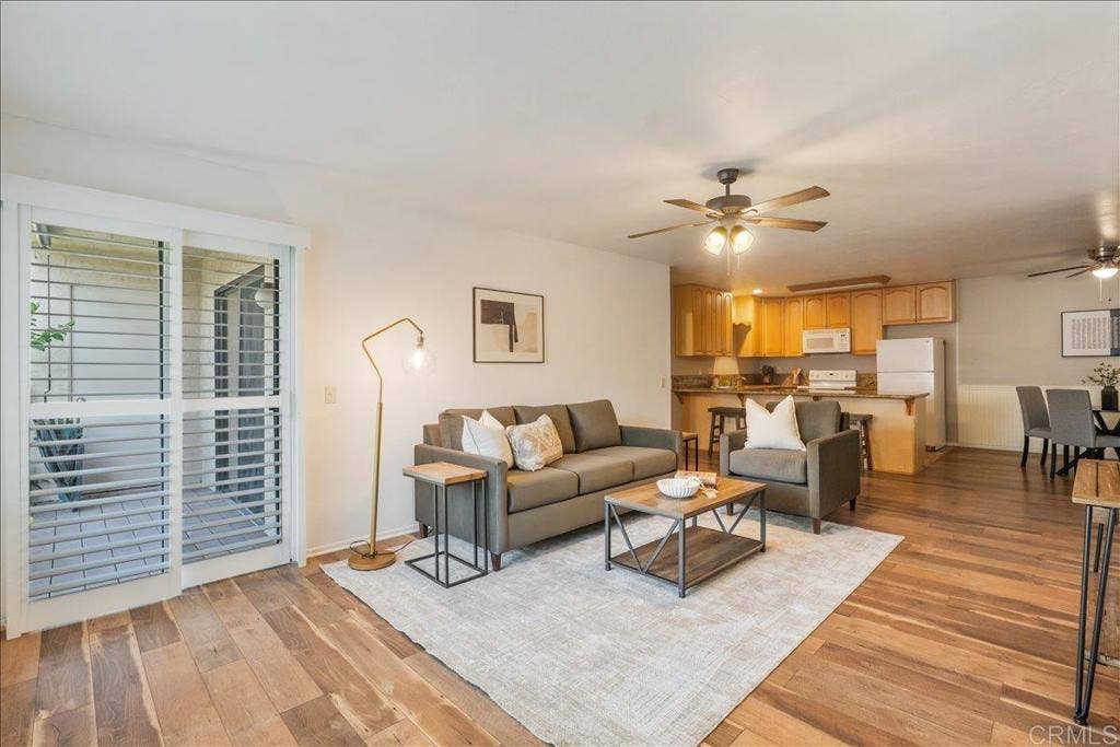 425 Autumn Drive, San Marcos, CA 92069 425 Autumn Drive, San Marcos, CA 92069