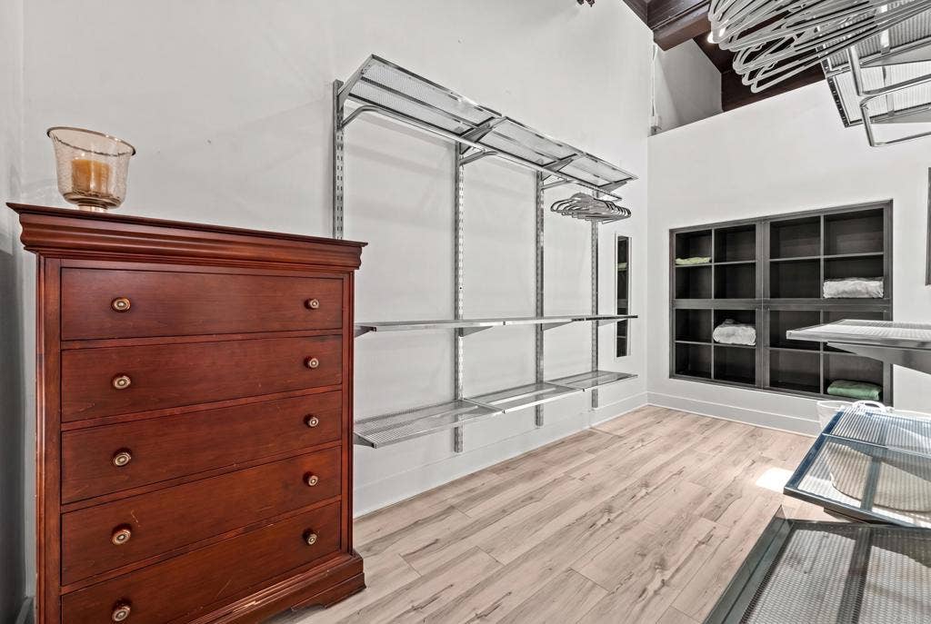 950 6Th Avenue, San Diego, CA 92101 950 6Th Avenue, San Diego, CA 92101