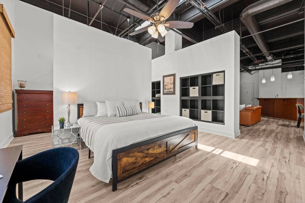 950 6Th Avenue, San Diego, CA 92101 950 6Th Avenue, San Diego, CA 92101