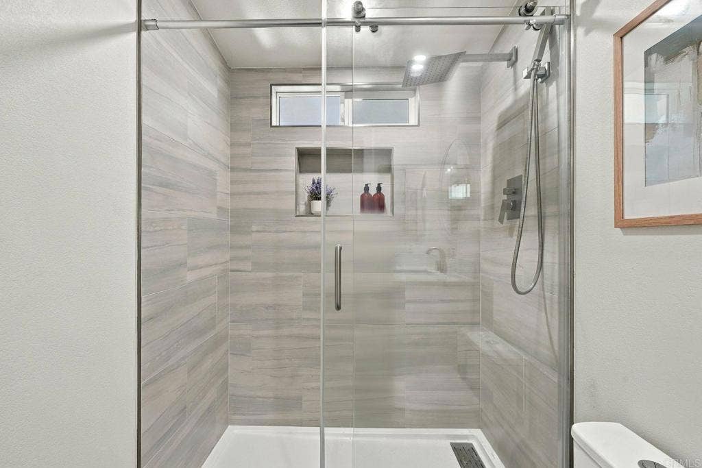 6508 Easy Street, Carlsbad, CA 92011