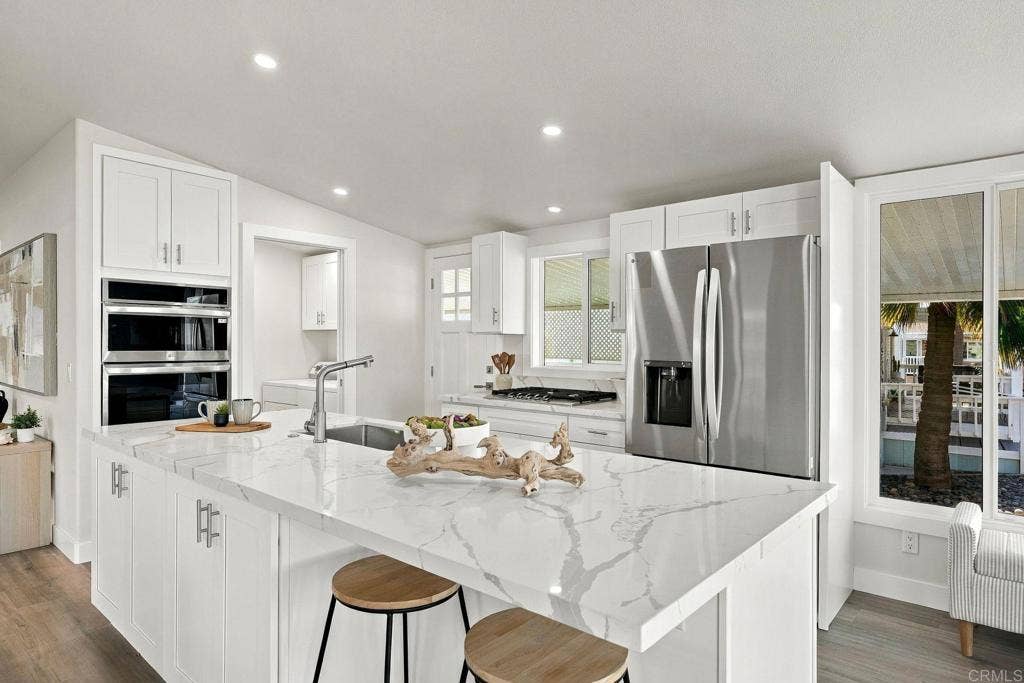 6508 Easy Street, Carlsbad, CA 92011