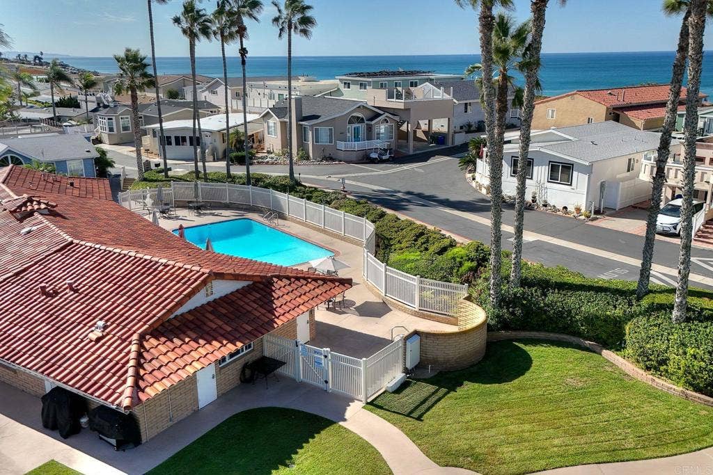 6508 Easy Street, Carlsbad, CA 92011