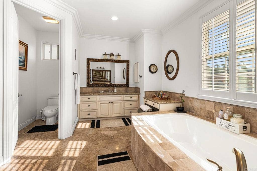 781 Joy Court, San Marcos, CA 92078 781 Joy Court, San Marcos, CA 92078