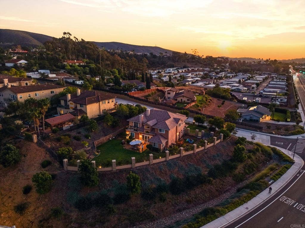 781 Joy Court, San Marcos, CA 92078 781 Joy Court, San Marcos, CA 92078