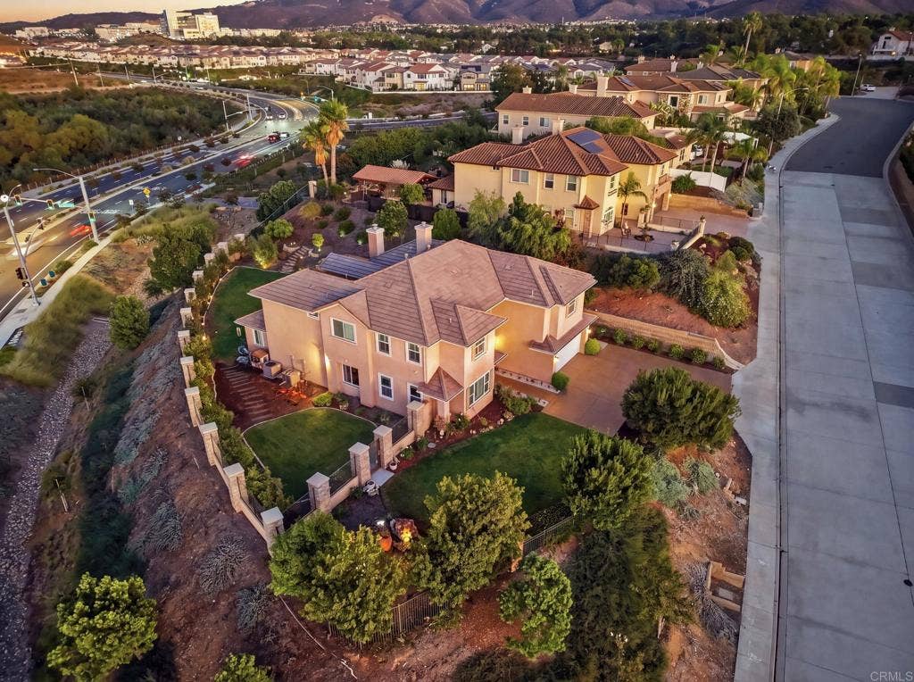 781 Joy Court, San Marcos, CA 92078 781 Joy Court, San Marcos, CA 92078