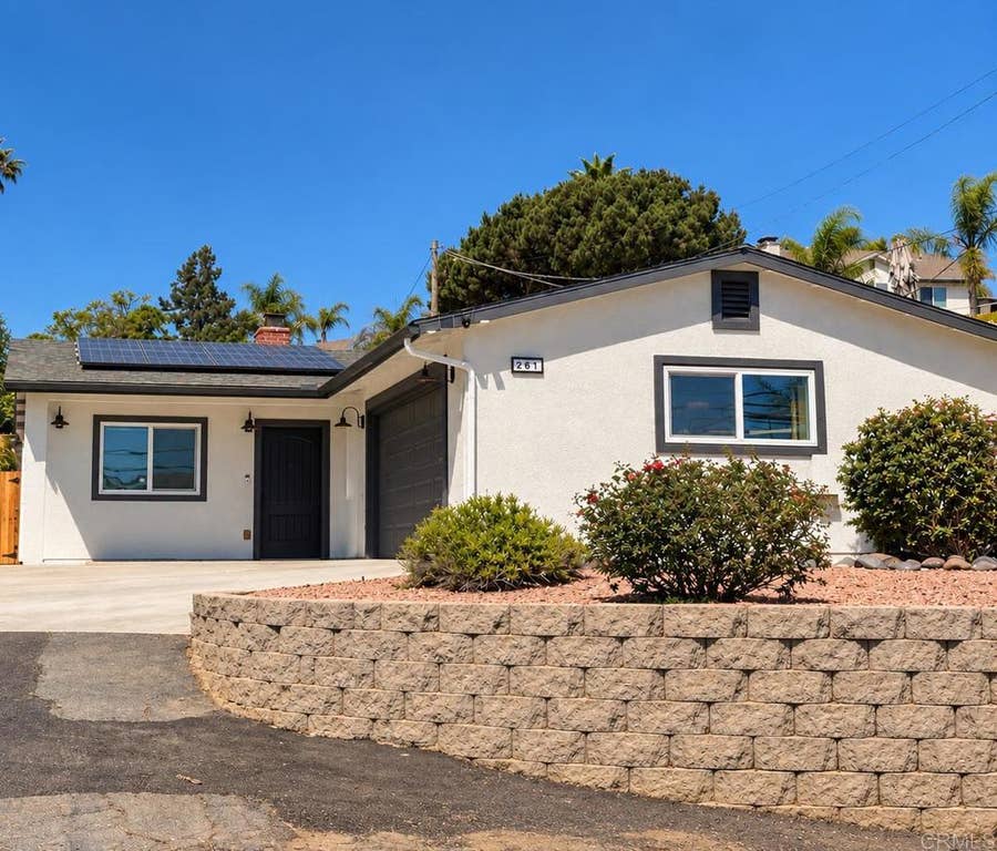 Property photo for 261 Hannalei Drive, Vista, CA