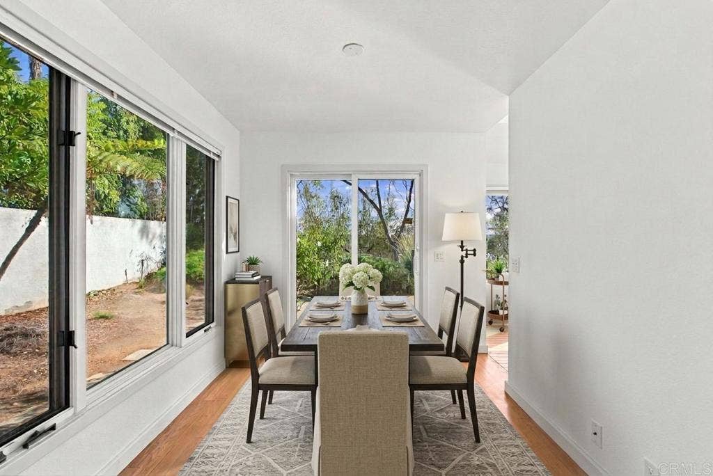 4616 Rancho Reposo, Del Mar, CA 92014 Breakfast nook virtually staged