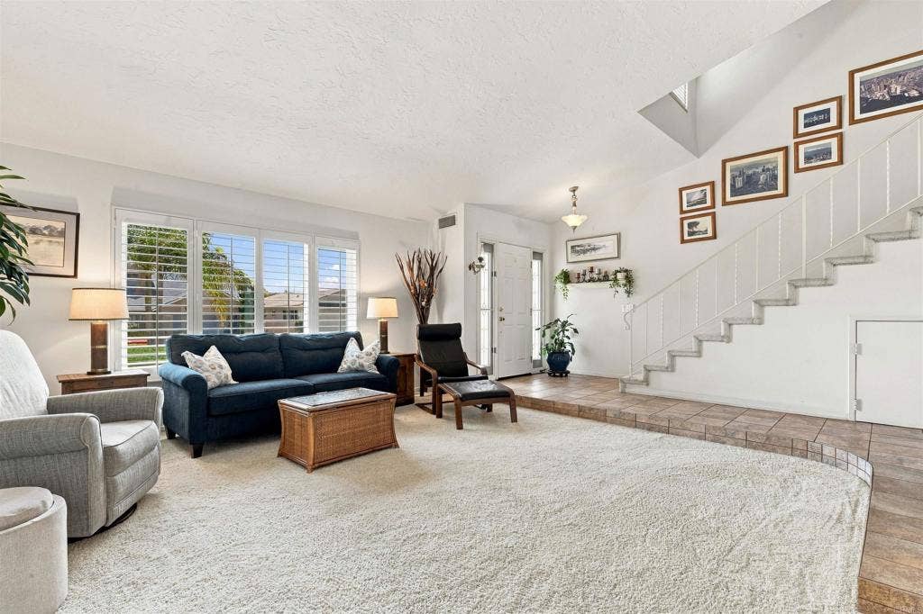 5442 Burford Street, San Diego, CA 92111 5442 Burford Street, San Diego, CA 92111
