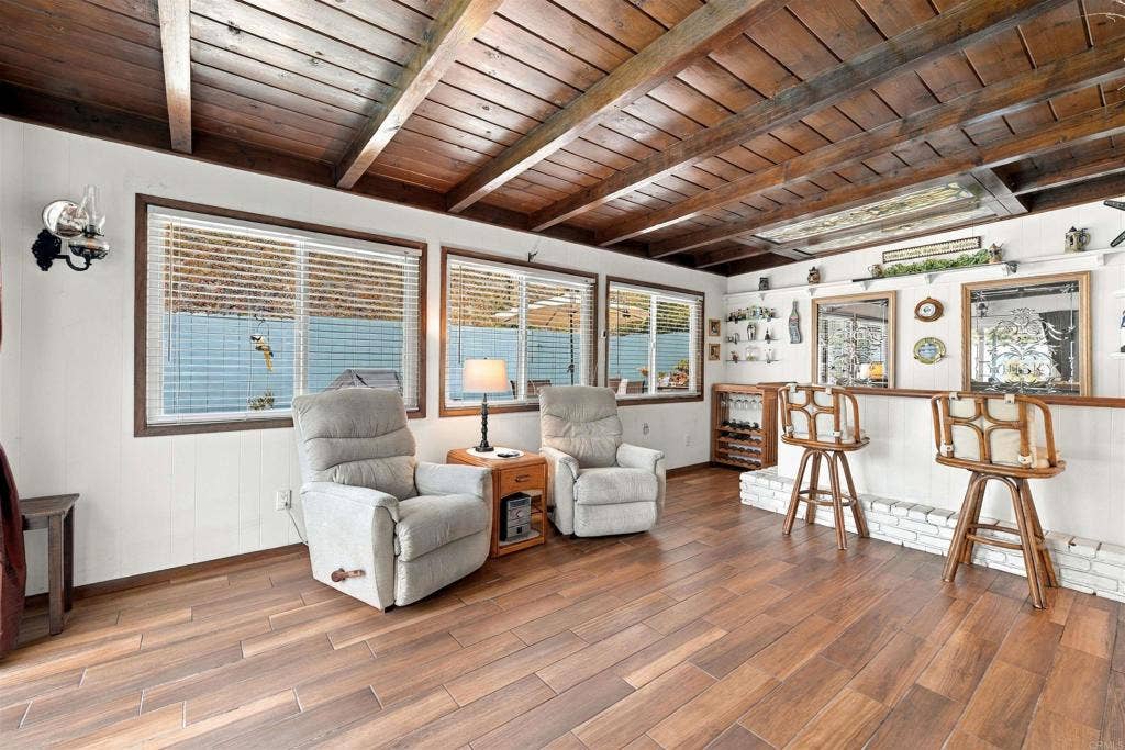 5442 Burford Street, San Diego, CA 92111 5442 Burford Street, San Diego, CA 92111
