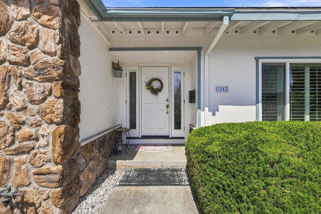 5442 Burford Street, San Diego, CA 92111 5442 Burford Street, San Diego, CA 92111