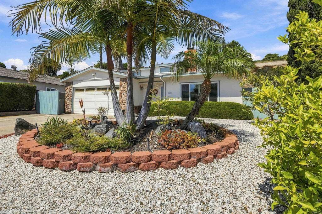 5442 Burford Street, San Diego, CA 92111 5442 Burford Street, San Diego, CA 92111