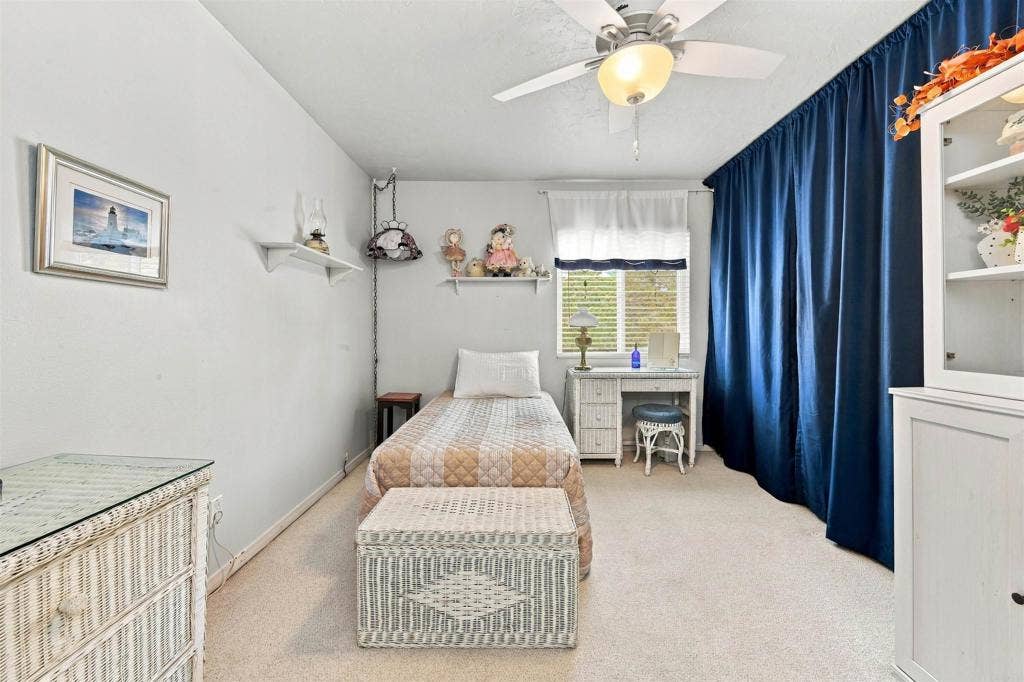 5442 Burford Street, San Diego, CA 92111 5442 Burford Street, San Diego, CA 92111