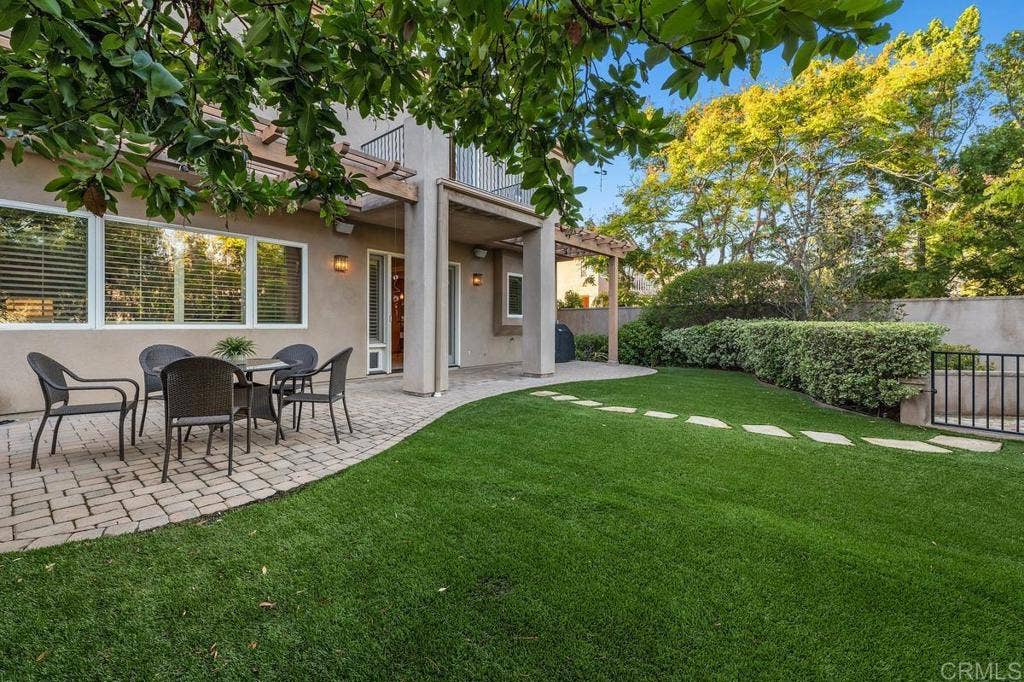 12755 Fairbrook Rd, San Diego, CA 92131 Yard