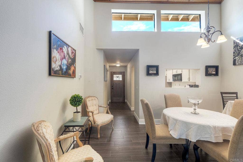 8559 Circle R Valley Lane, Escondido, CA 92026 8559 Circle R Valley Lane, Escondido, CA 92026