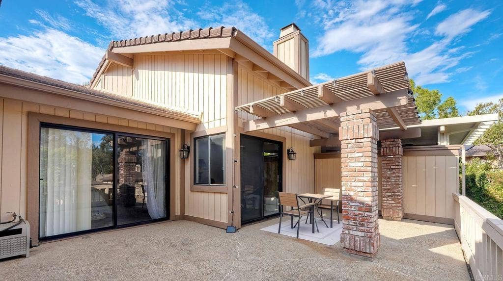 8559 Circle R Valley Lane, Escondido, CA 92026 8559 Circle R Valley Lane, Escondido, CA 92026