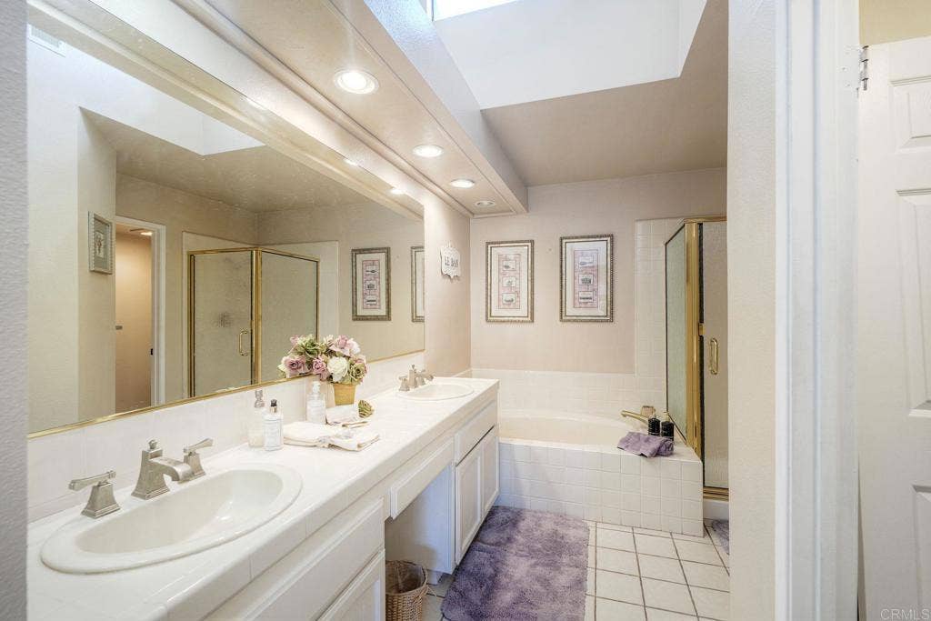 8559 Circle R Valley Lane, Escondido, CA 92026 8559 Circle R Valley Lane, Escondido, CA 92026