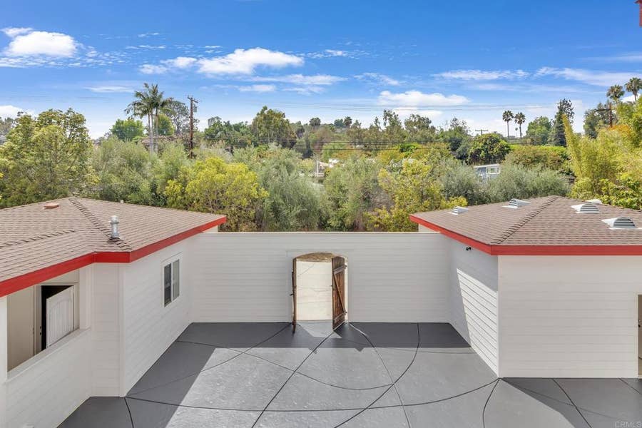 Property photo for 441 Rancho Santa Fe Road, Encinitas, CA