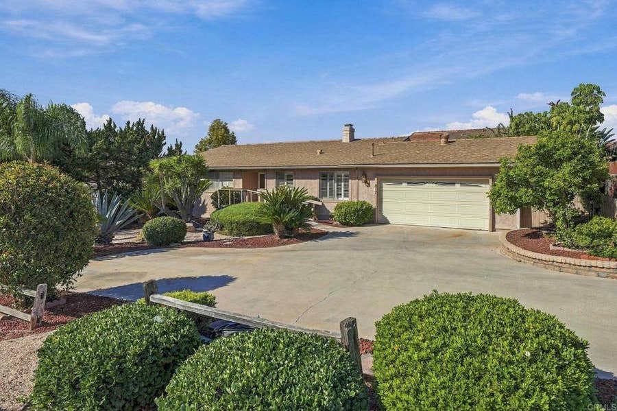 Property photo for 817 Crescent Drive, Vista, CA