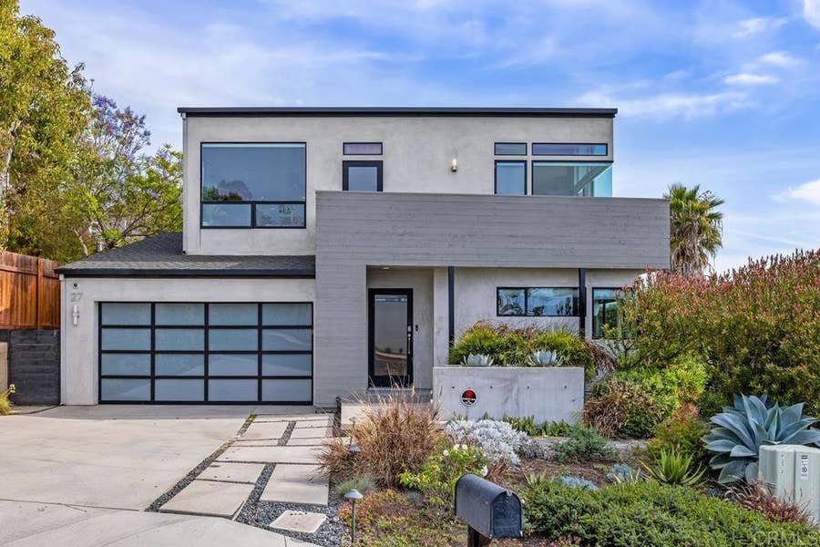 Property photo for 27 E E Street, Encinitas, CA