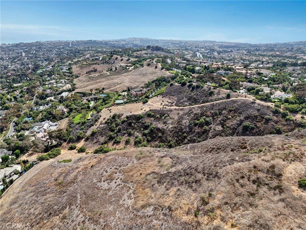 1 O'Hill, Laguna Niguel, CA 92677 1 O'Hill, Laguna Niguel, CA 92677
