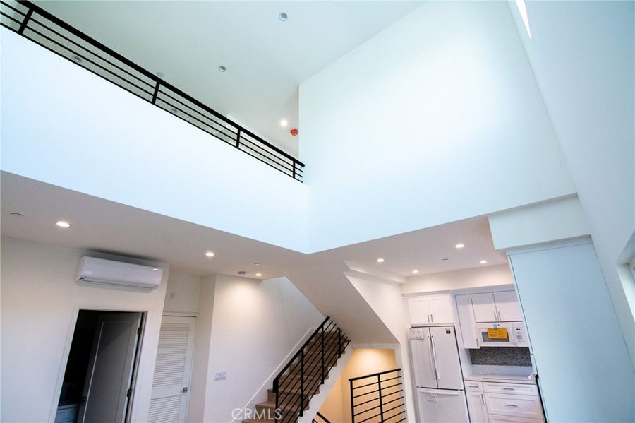 Property photo for 1187 Crenshaw Boulevard, #102, Los Angeles, CA