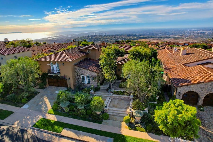 Property photo for 31 Overlook, Newport Coast, CA