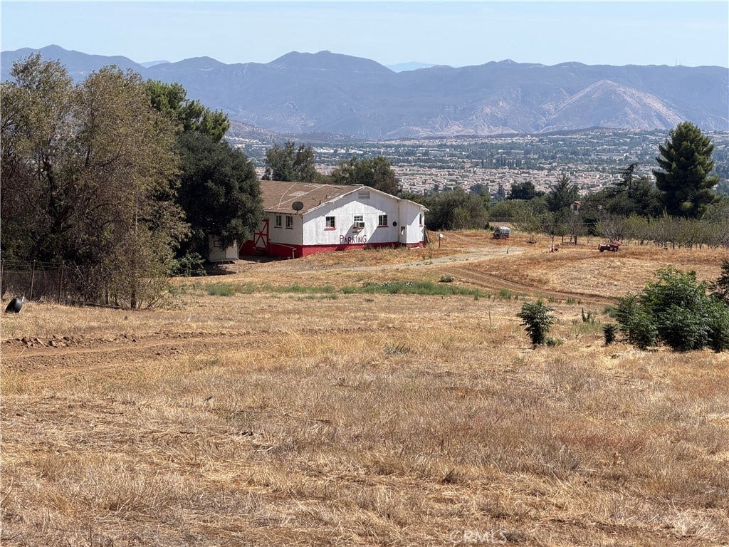 9300 Oak Glen, Beaumont, CA 92223 9300 Oak Glen, Beaumont, CA 92223