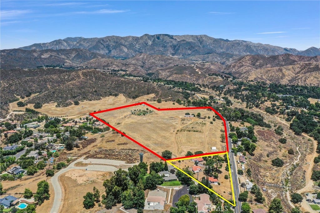 9300 Oak Glen, Beaumont, CA 92223 9300 Oak Glen, Beaumont, CA 92223