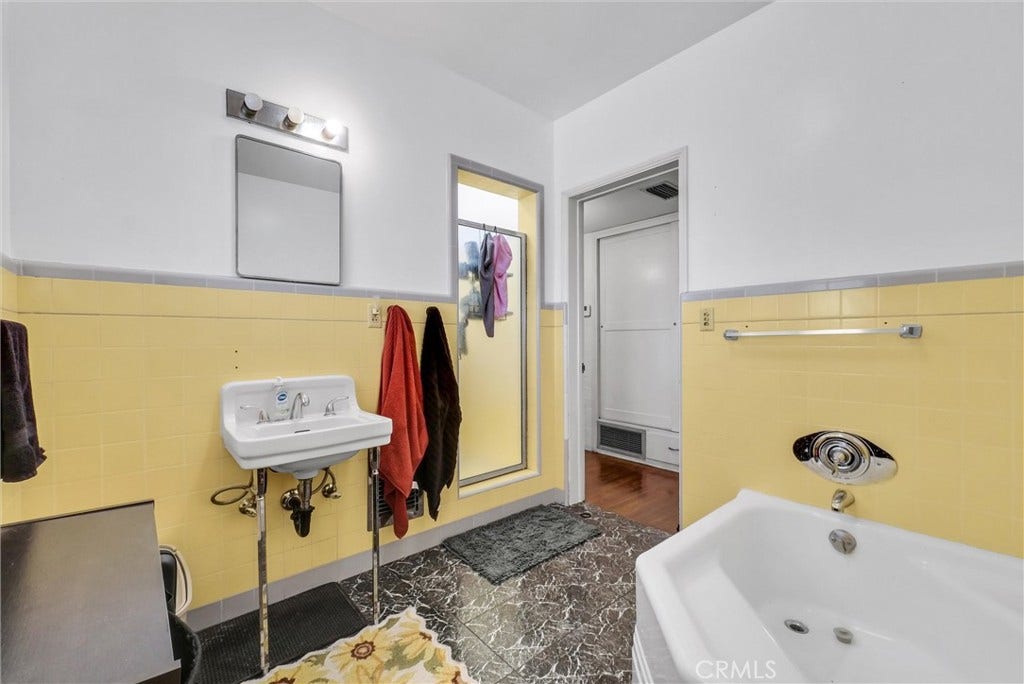 9300 Oak Glen, Beaumont, CA 92223 9300 Oak Glen, Beaumont, CA 92223
