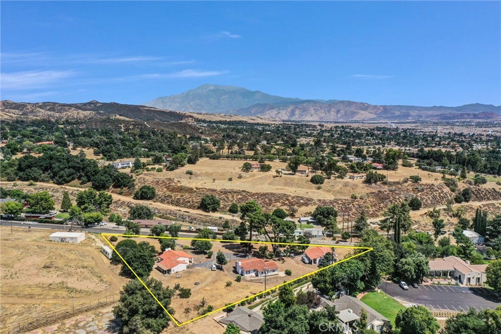 9300 Oak Glen, Beaumont, CA 92223 9300 Oak Glen, Beaumont, CA 92223