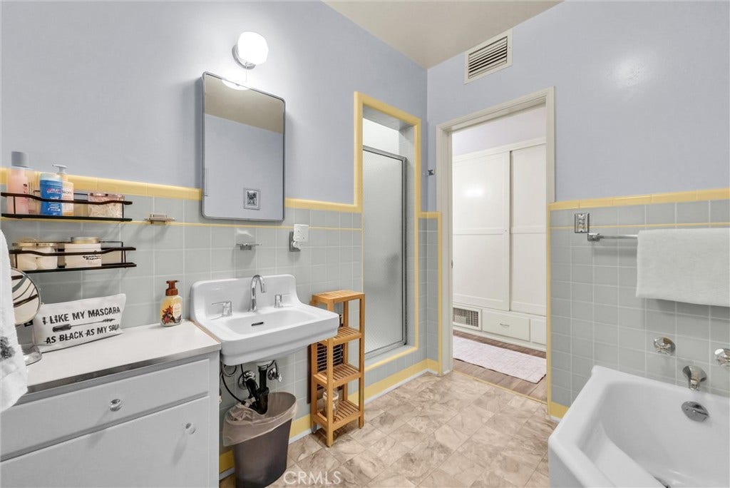 9300 Oak Glen, Beaumont, CA 92223 9300 Oak Glen, Beaumont, CA 92223