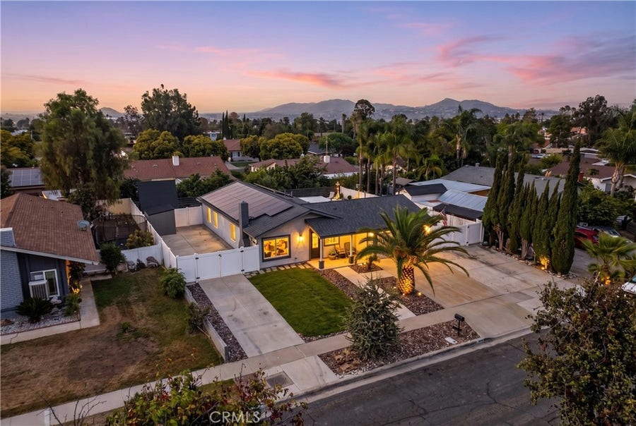 Property photo for 843 W Francis, Corona, CA
