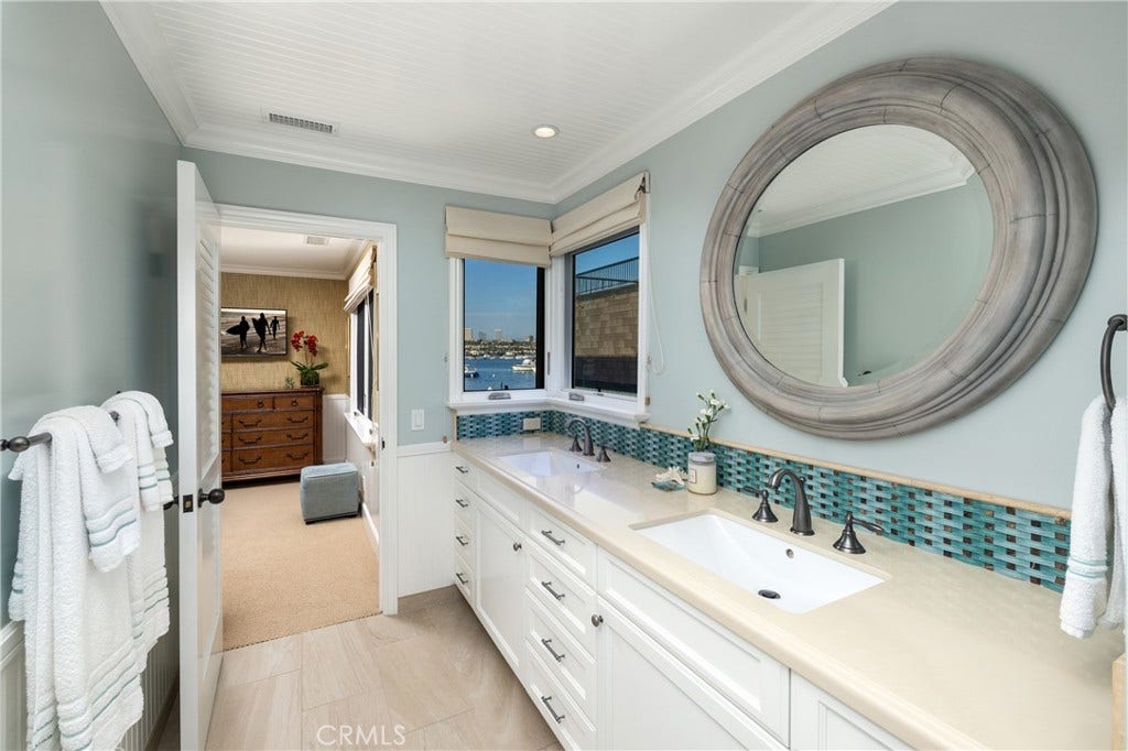 1114 E Balboa Boulevard, Newport Beach, CA 92661 1114 E Balboa Boulevard, Newport Beach, CA 92661