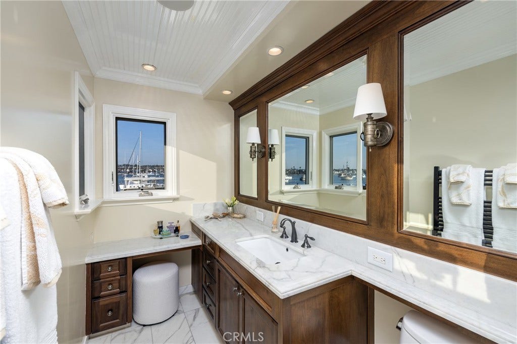 1114 E Balboa Boulevard, Newport Beach, CA 92661 1114 E Balboa Boulevard, Newport Beach, CA 92661
