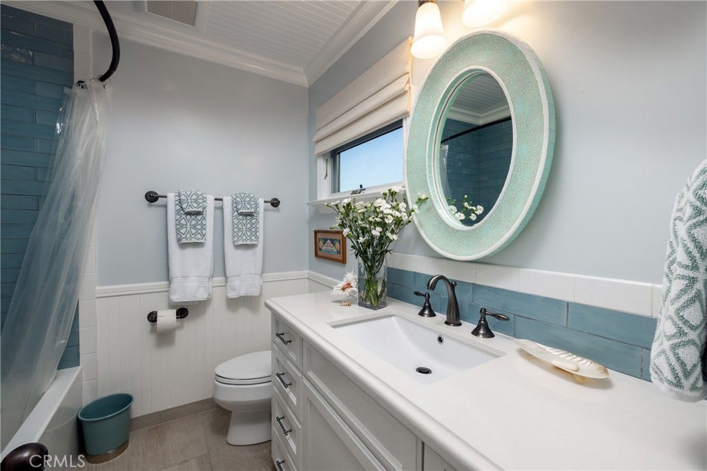 1114 E Balboa Boulevard, Newport Beach, CA 92661 1114 E Balboa Boulevard, Newport Beach, CA 92661