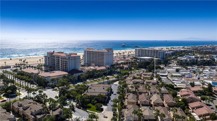 Property photo for 21245 Baeza, Huntington Beach, CA
