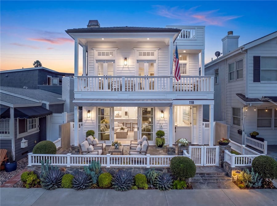 Property photo for 118 Sapphire, Newport Beach, CA